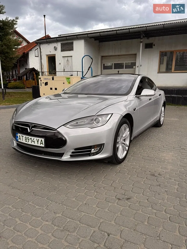 2013 Tesla Model S - мініатюра 37