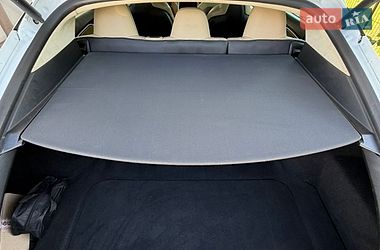 Лифтбек Tesla Model S 2015 в Житомире