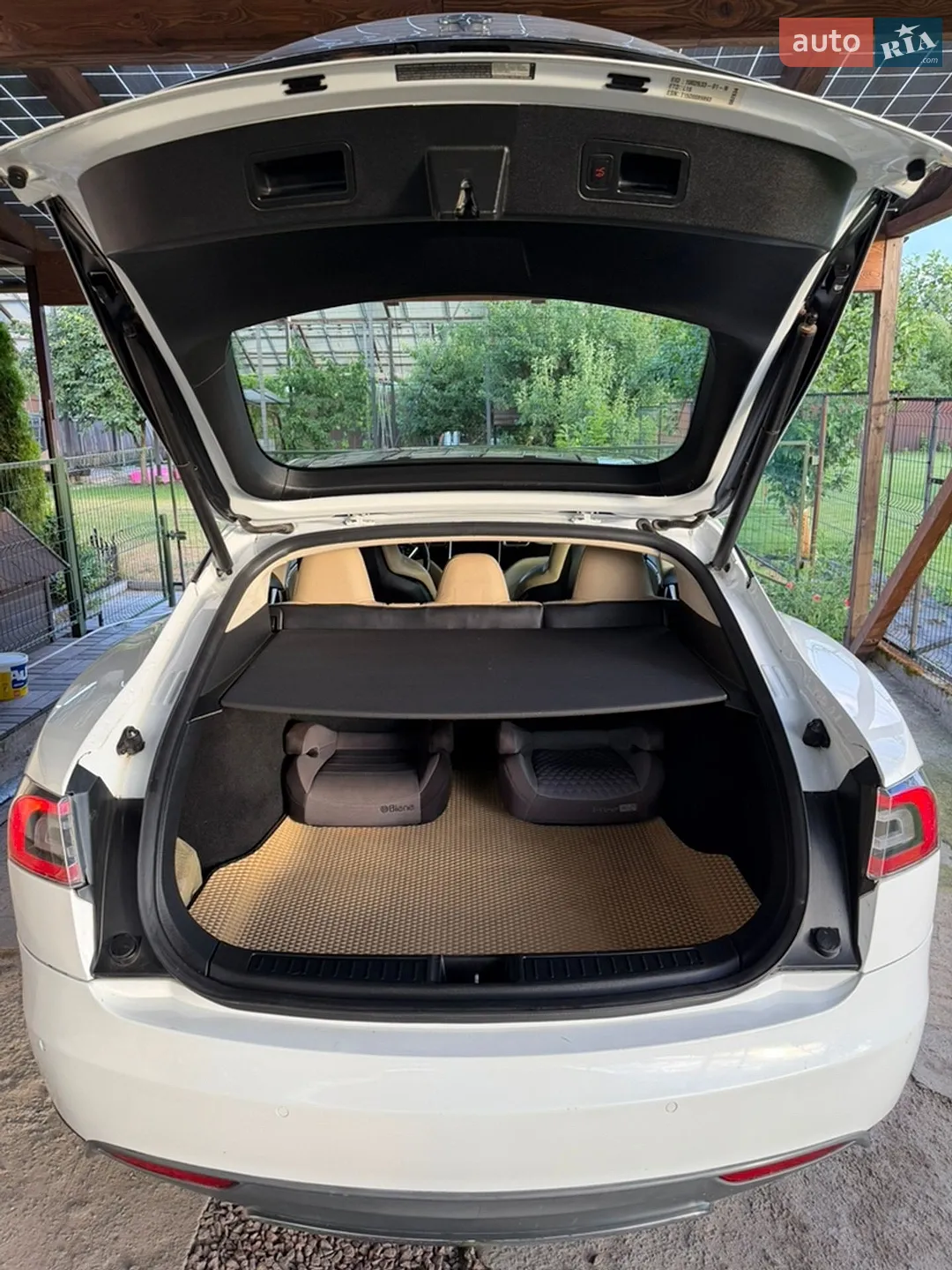 2015 Tesla Model S - мініатюра 16