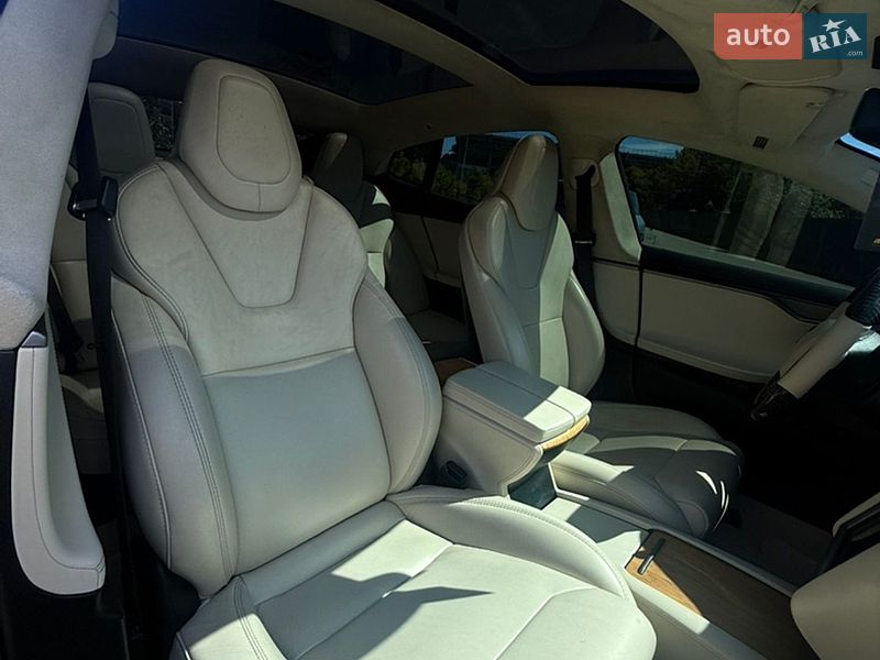 Ліфтбек Tesla Model S 2018 в Івано-Франківську фото 15 Ліфтбек Tesla Model S 2018 в Івано-Франківську