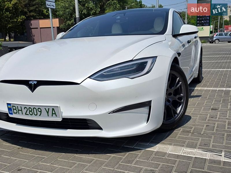 Лифтбек Tesla Model S 2021 в Одессе