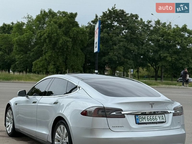 Лифтбек Tesla Model S 2013 в Сумах фото 3 Лифтбек Tesla Model S 2013 в Сумах