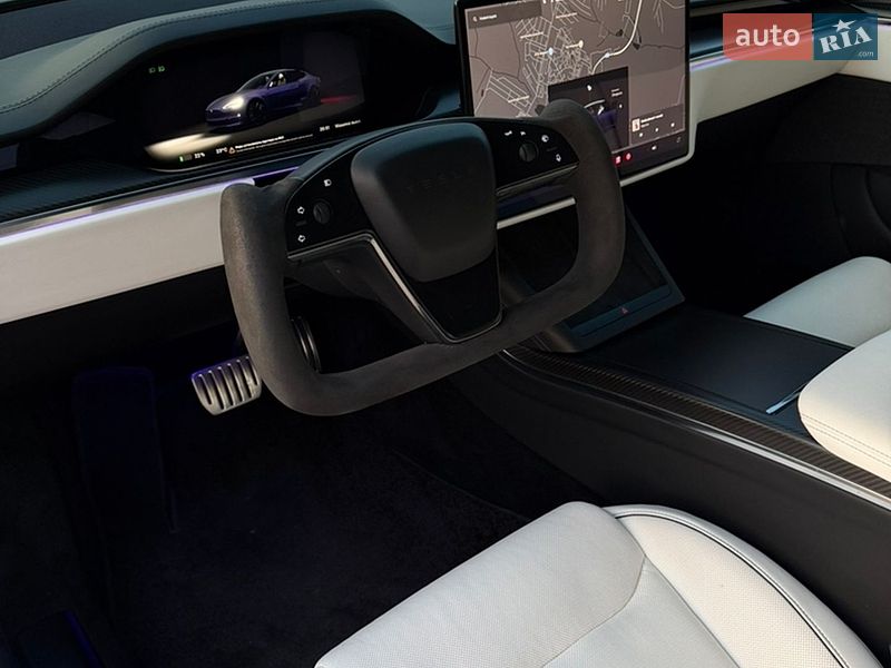 Лифтбек Tesla Model S 2021 в Киеве