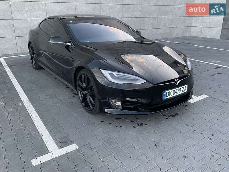 Tesla Model S 2017