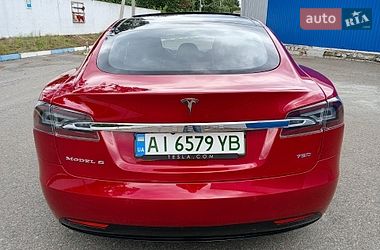 Ліфтбек Tesla Model S 2017 в Києві