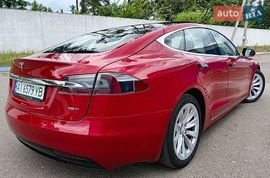 Ліфтбек Tesla Model S 2017 в Києві