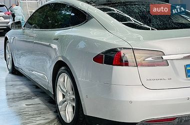 Лифтбек Tesla Model S 2016 в Виннице фото 22 Лифтбек Tesla Model S 2016 в Виннице