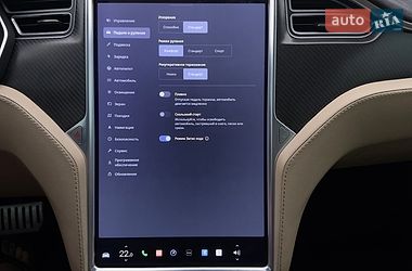 Ліфтбек Tesla Model S 2015 в Львові