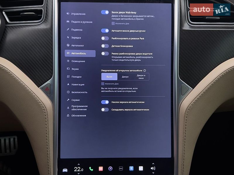 Ліфтбек Tesla Model S 2015 в Львові