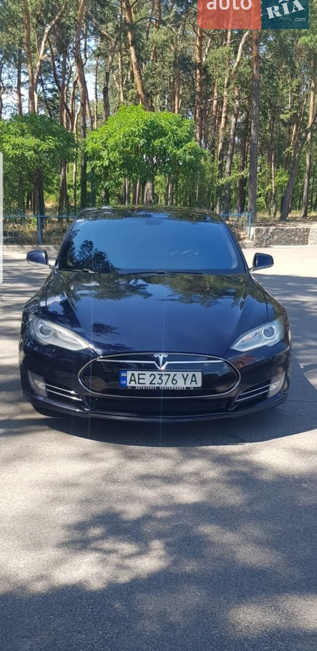 2014 Tesla Model S - мініатюра 12