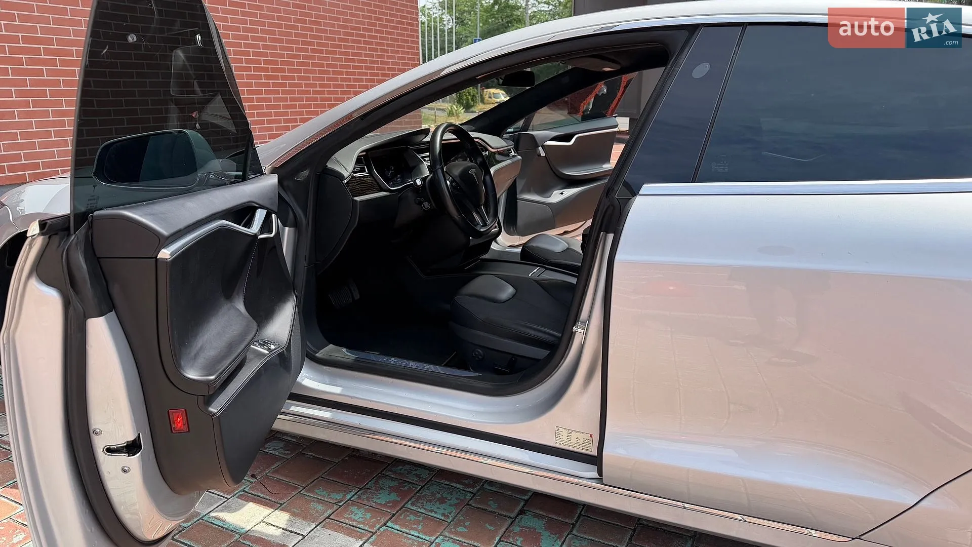 2016 Tesla Model S - мініатюра 10