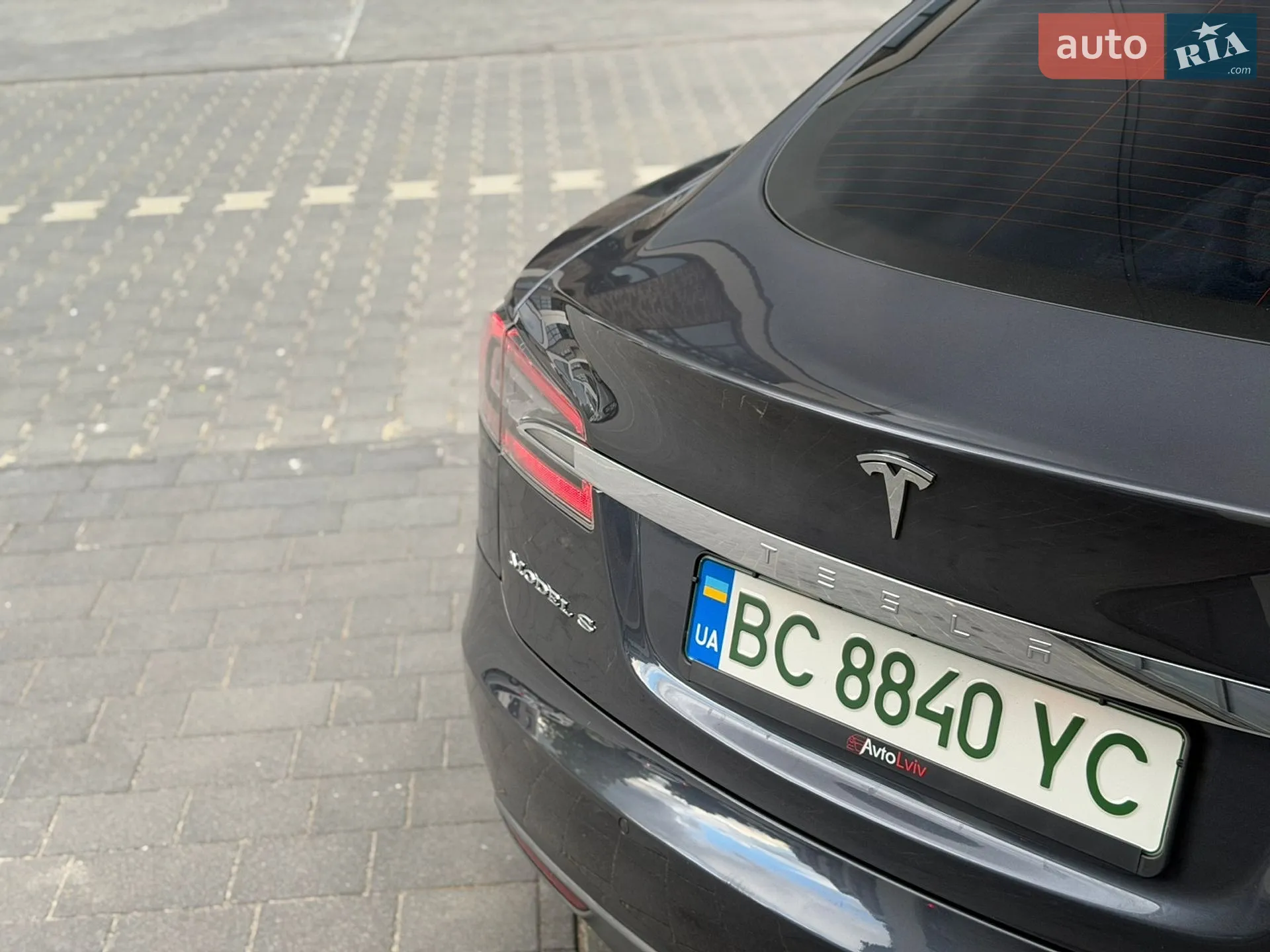 2015 Tesla Model S - мініатюра 9