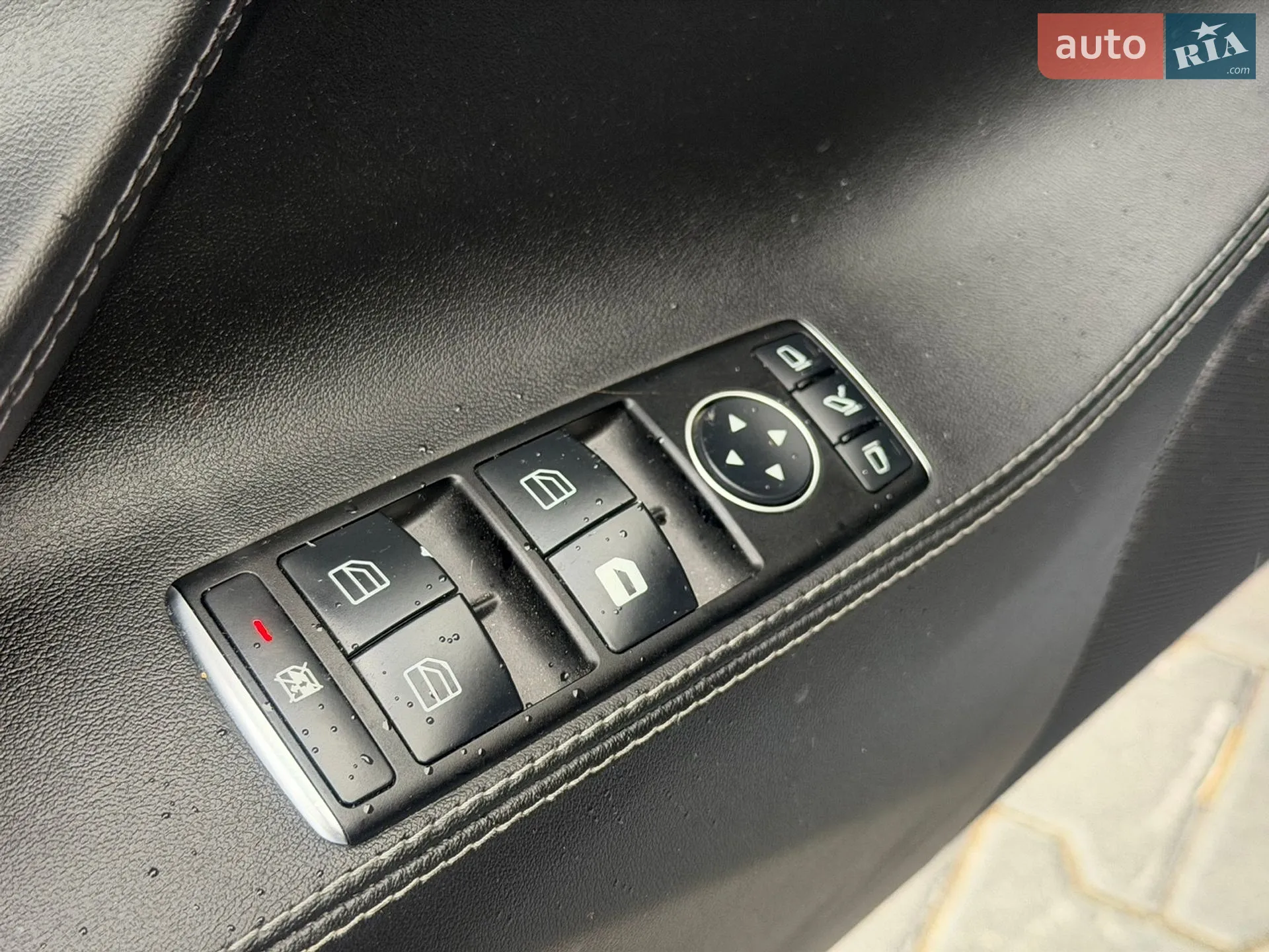 2015 Tesla Model S - мініатюра 20