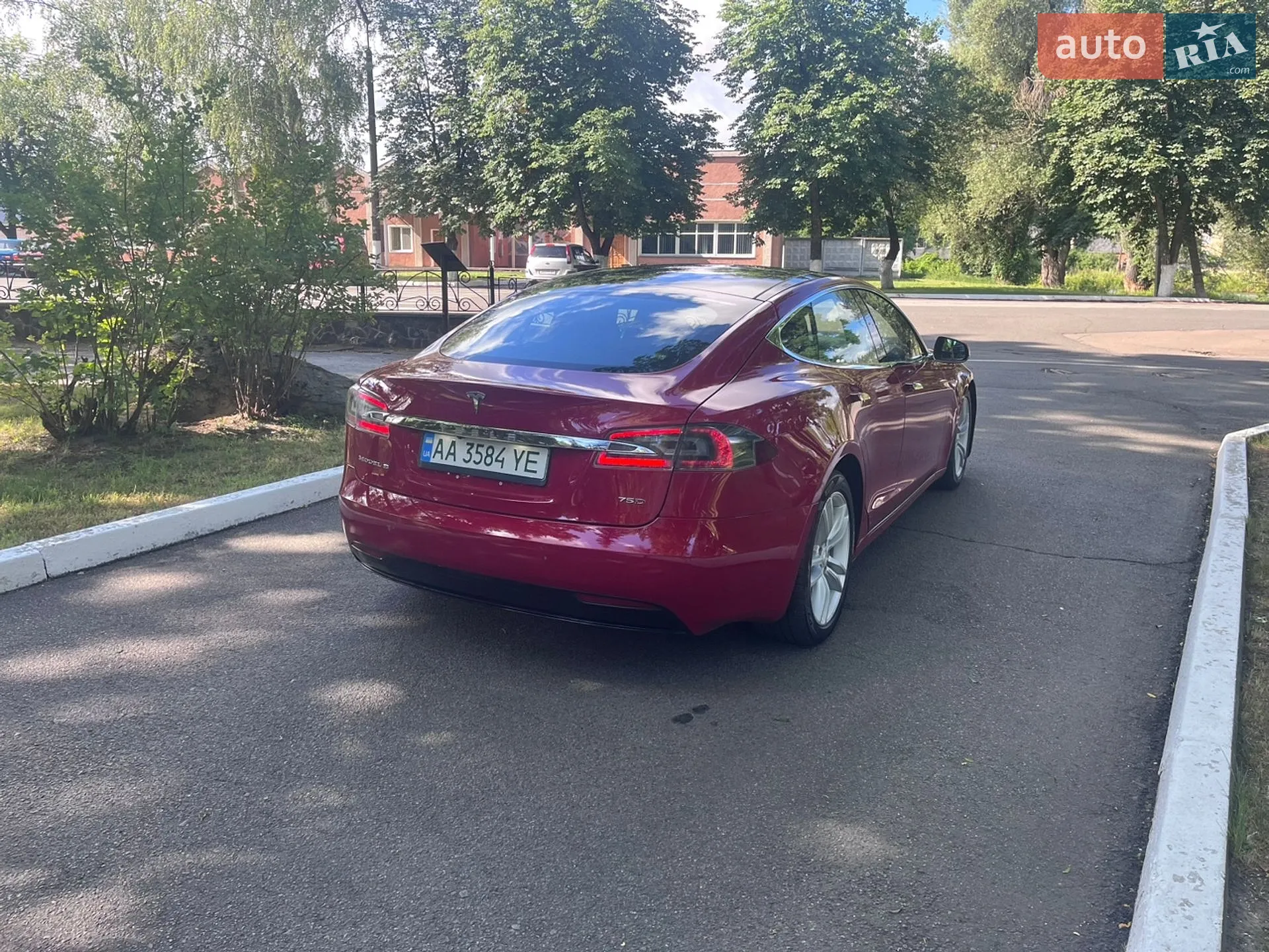 2016 Tesla Model S - мініатюра 5