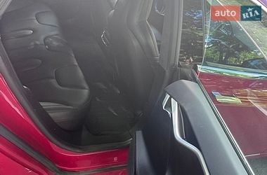 Ліфтбек Tesla Model S 2016 в Радомишлі