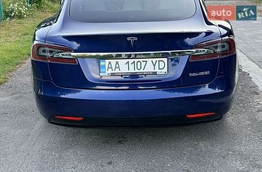 Лифтбек Tesla Model S 2017 в Киеве