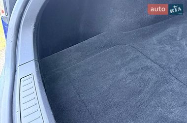 Лифтбек Tesla Model S 2017 в Киеве