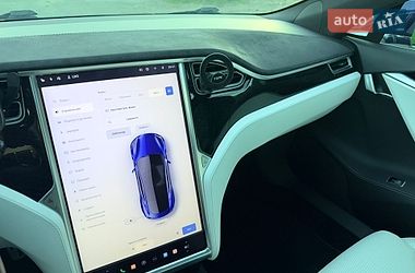 Лифтбек Tesla Model S 2017 в Киеве