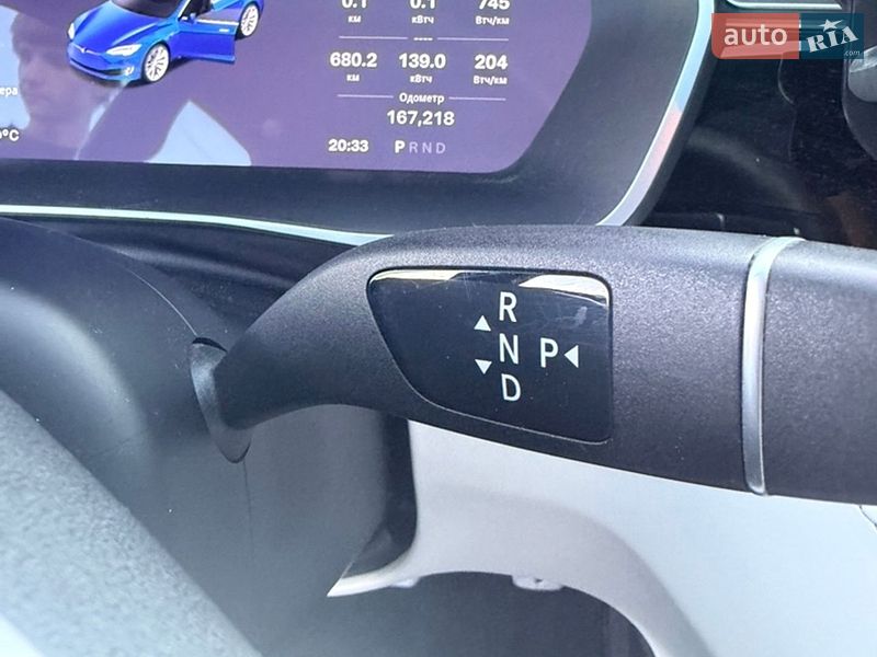 Лифтбек Tesla Model S 2017 в Киеве