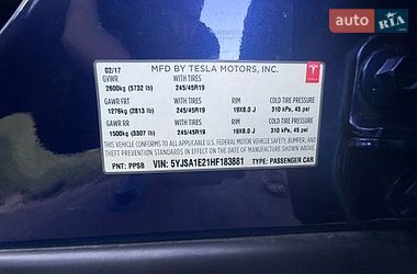 Лифтбек Tesla Model S 2017 в Киеве