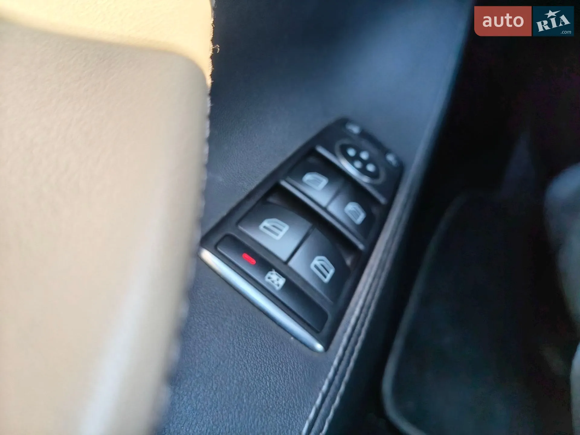 2014 Tesla Model S - мініатюра 13
