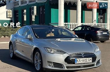 tesla model-s 2014 в Черкассы от профессионального продавца Chary Kakajanov