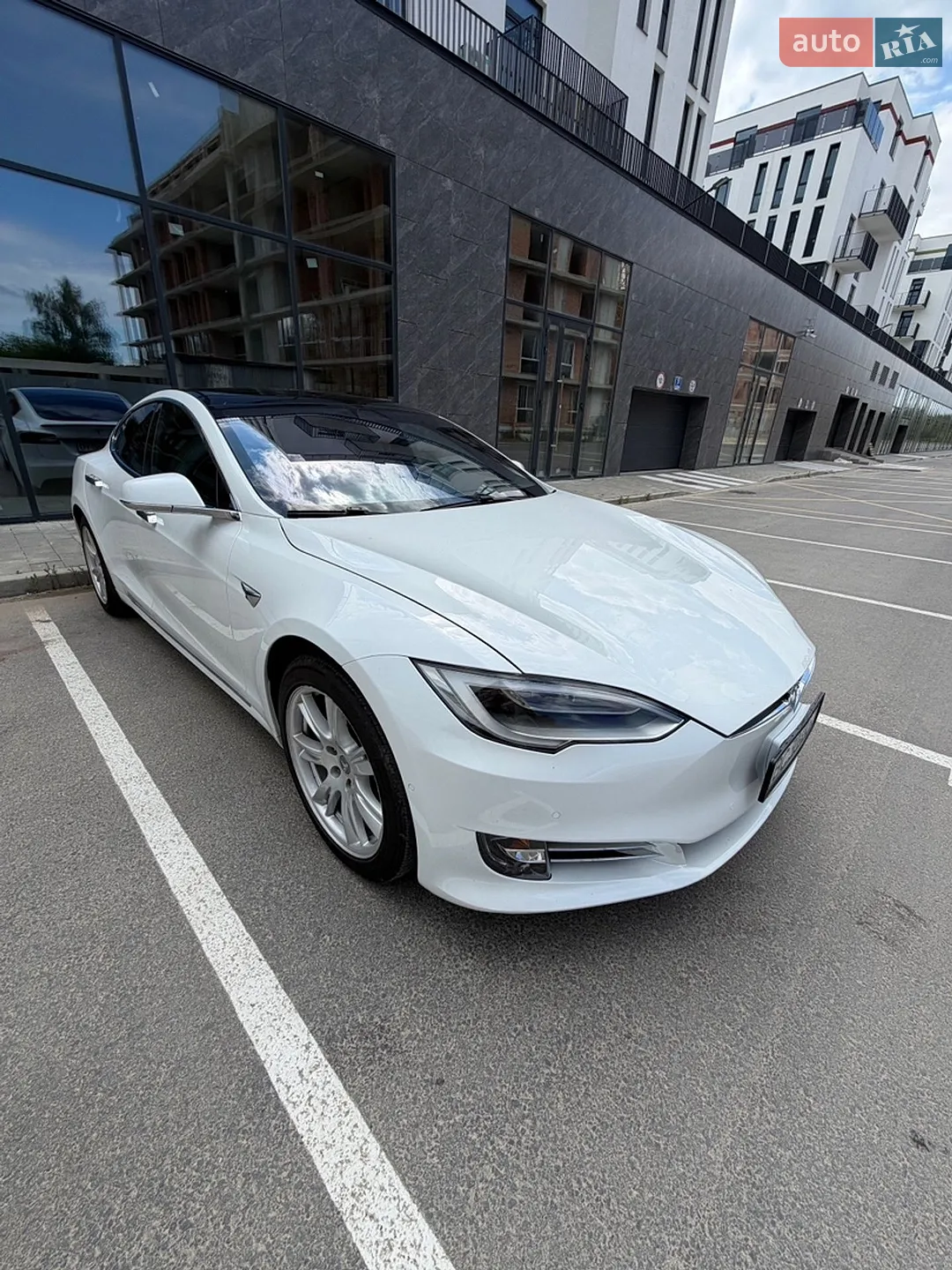 2020 Tesla Model S - мініатюра 6