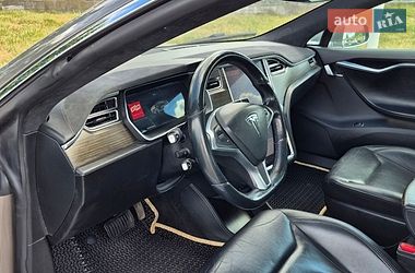 Ліфтбек Tesla Model S 2015 в Житомирі