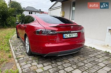Лифтбек Tesla Model S 2013 в Луцке