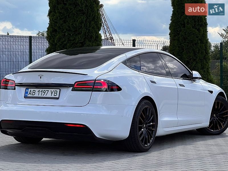 Ліфтбек Tesla Model S 2022 в Вінниці фото 3 Ліфтбек Tesla Model S 2022 в Вінниці