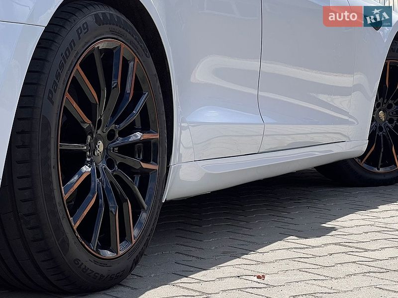 Ліфтбек Tesla Model S 2022 в Вінниці фото 12 Ліфтбек Tesla Model S 2022 в Вінниці