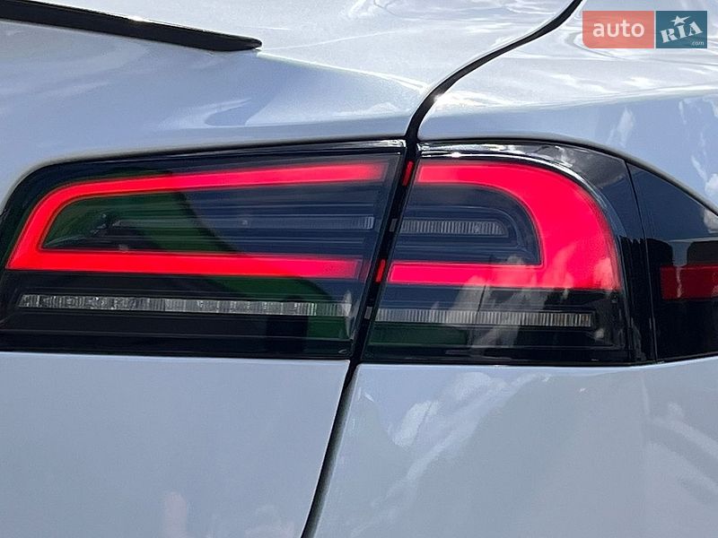 Ліфтбек Tesla Model S 2022 в Вінниці фото 23 Ліфтбек Tesla Model S 2022 в Вінниці