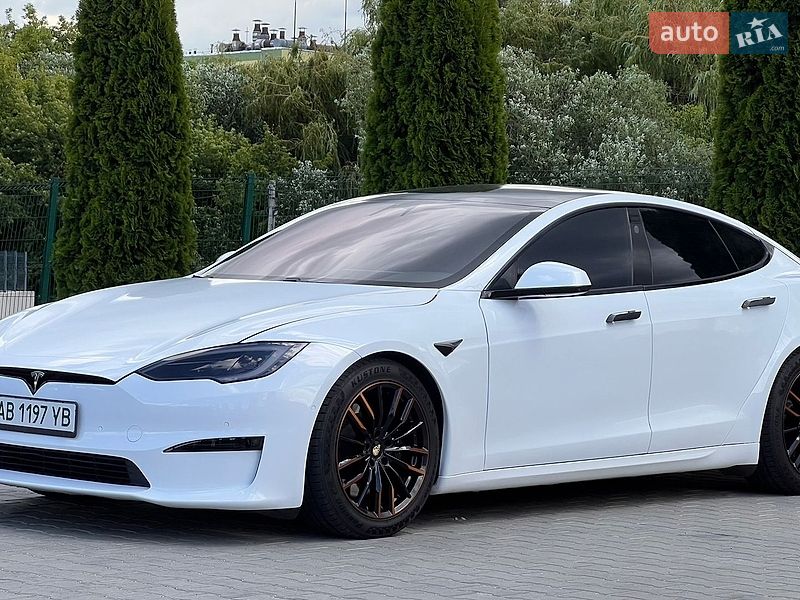 Ліфтбек Tesla Model S 2022 в Вінниці фото 24 Ліфтбек Tesla Model S 2022 в Вінниці