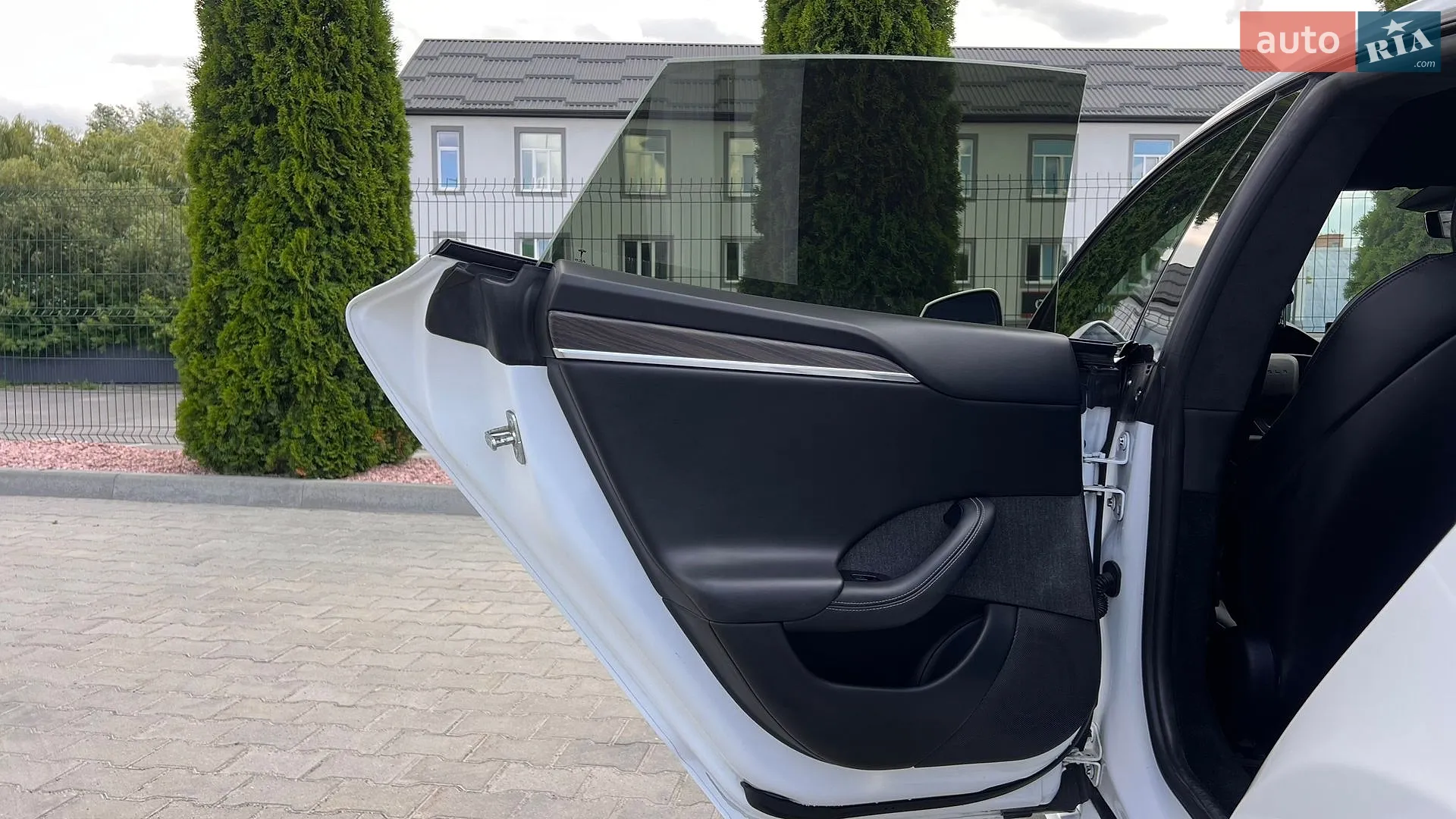 2022 Tesla Model S - мініатюра 41