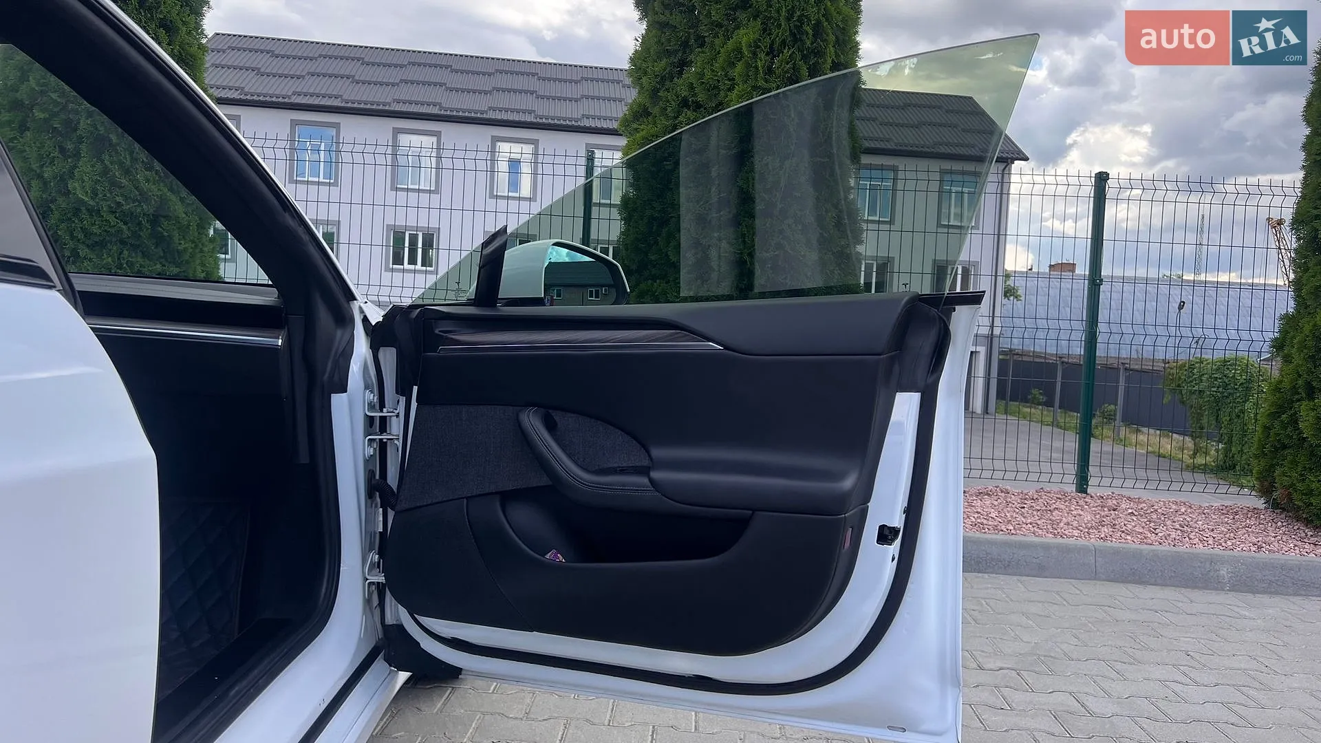 2022 Tesla Model S - мініатюра 42
