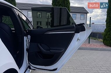 Ліфтбек Tesla Model S 2022 в Вінниці фото 43 Ліфтбек Tesla Model S 2022 в Вінниці