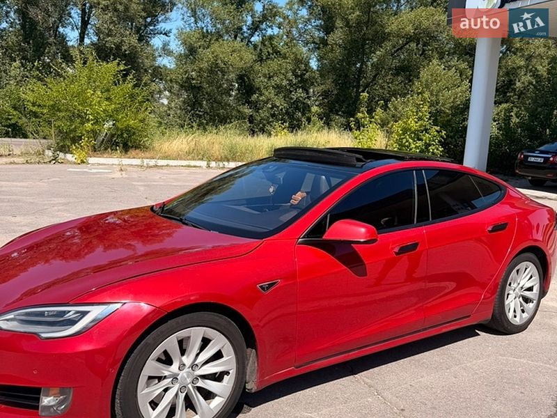 Tesla Model S 2016 Tesla Model S 2016