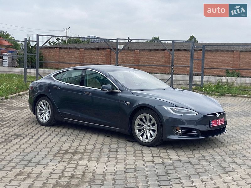 Лифтбек Tesla Model S 2018 в Луцке фото 4 Лифтбек Tesla Model S 2018 в Луцке