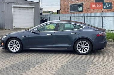Лифтбек Tesla Model S 2018 в Луцке фото 8 Лифтбек Tesla Model S 2018 в Луцке