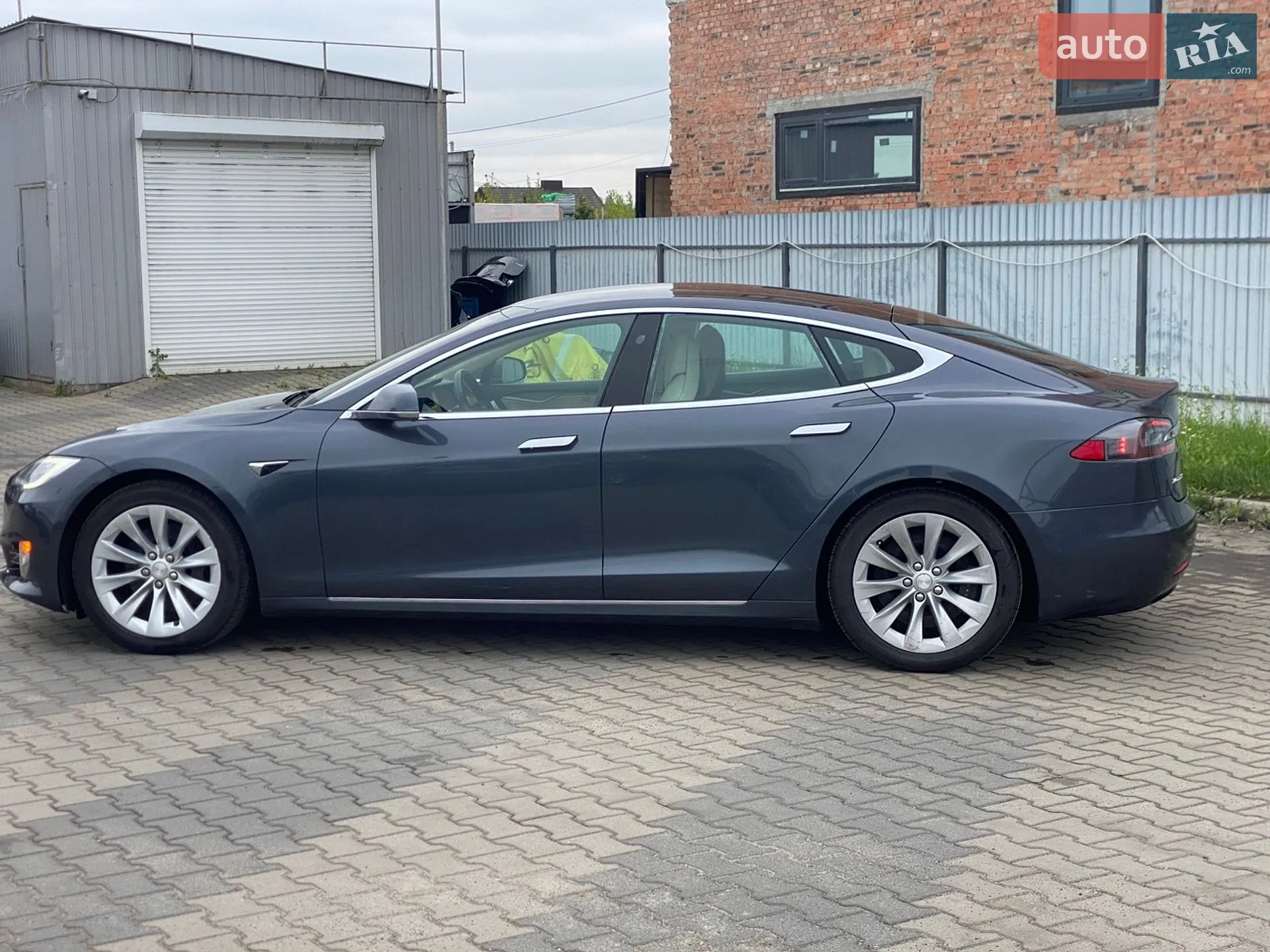 2018 Tesla Model S - мініатюра 8