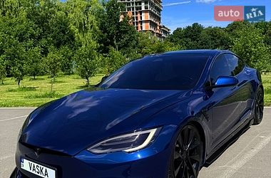 Ліфтбек Tesla Model S 2018 в Івано-Франківську