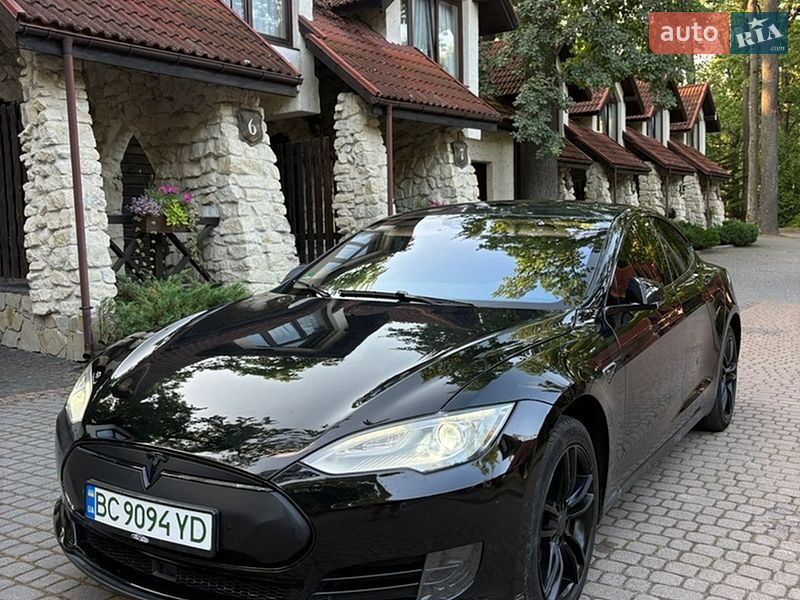 Tesla Model S 2015 Tesla Model S 2015