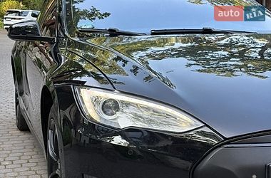 Ліфтбек Tesla Model S 2015 в Львові фото 8 Ліфтбек Tesla Model S 2015 в Львові