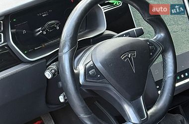 Ліфтбек Tesla Model S 2015 в Львові фото 21 Ліфтбек Tesla Model S 2015 в Львові