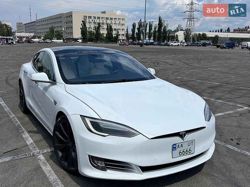 Tesla Model S 2016 Tesla Model S 2016