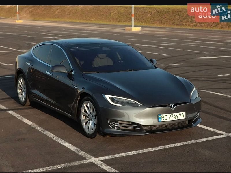 Лифтбек Tesla Model S 2017 в Львове фото 5 Лифтбек Tesla Model S 2017 в Львове