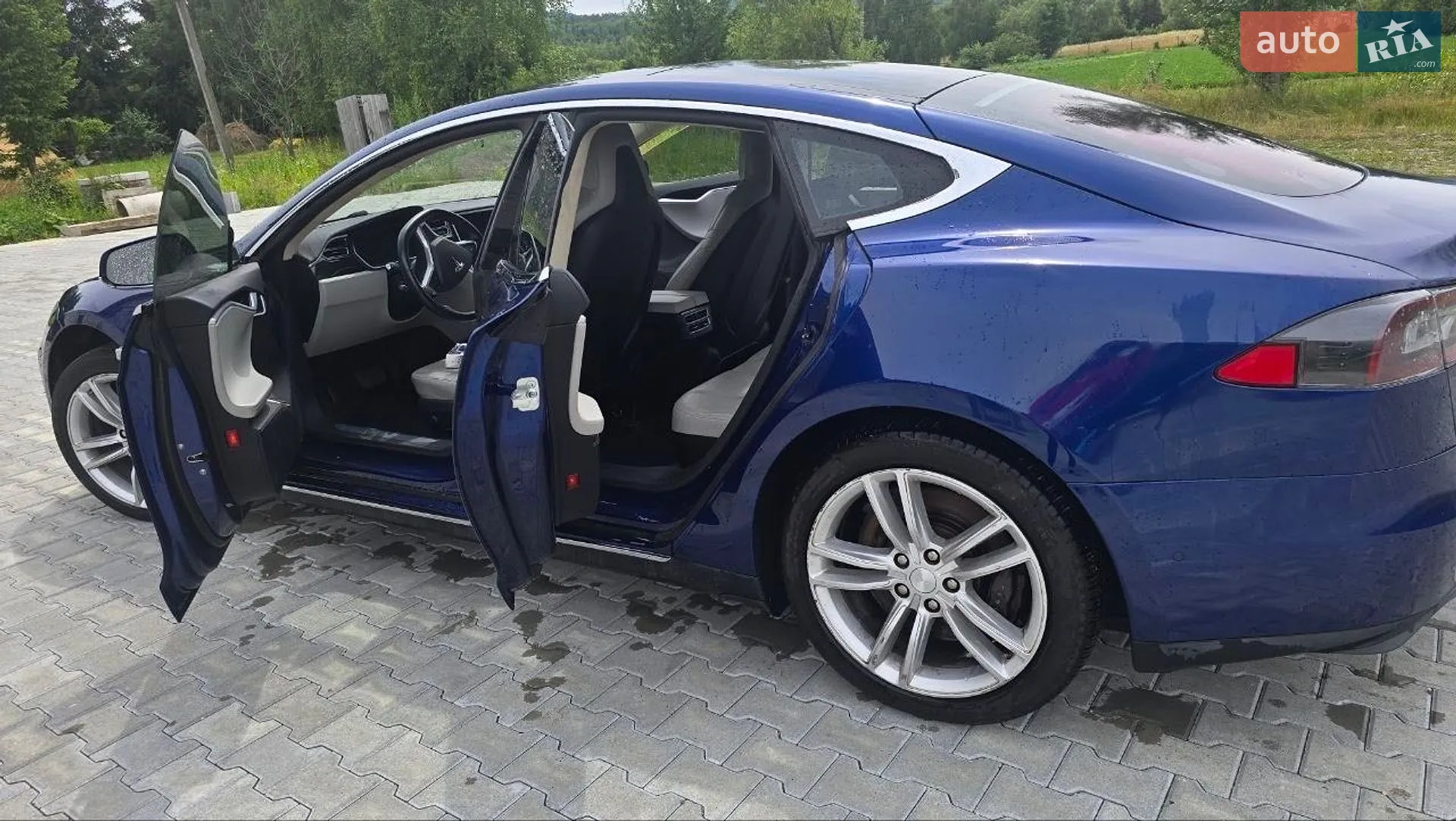 2016 Tesla Model S - мініатюра 13