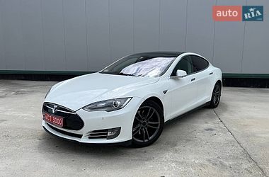 Ліфтбек Tesla Model S 2013 в Вінниці