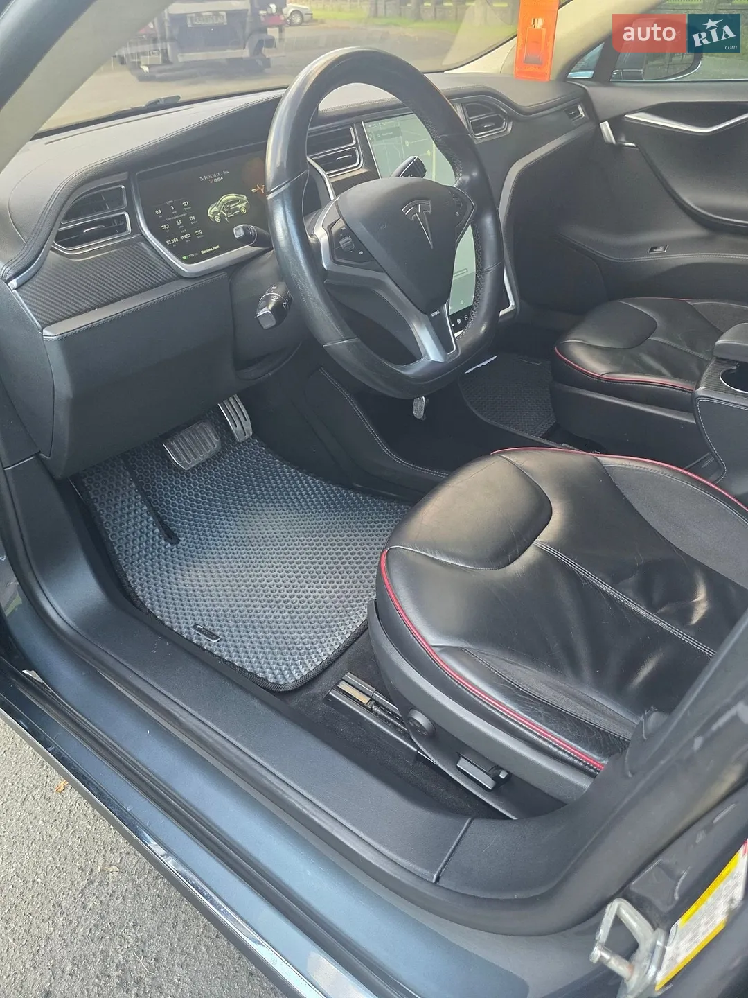 2014 Tesla Model S - мініатюра 9