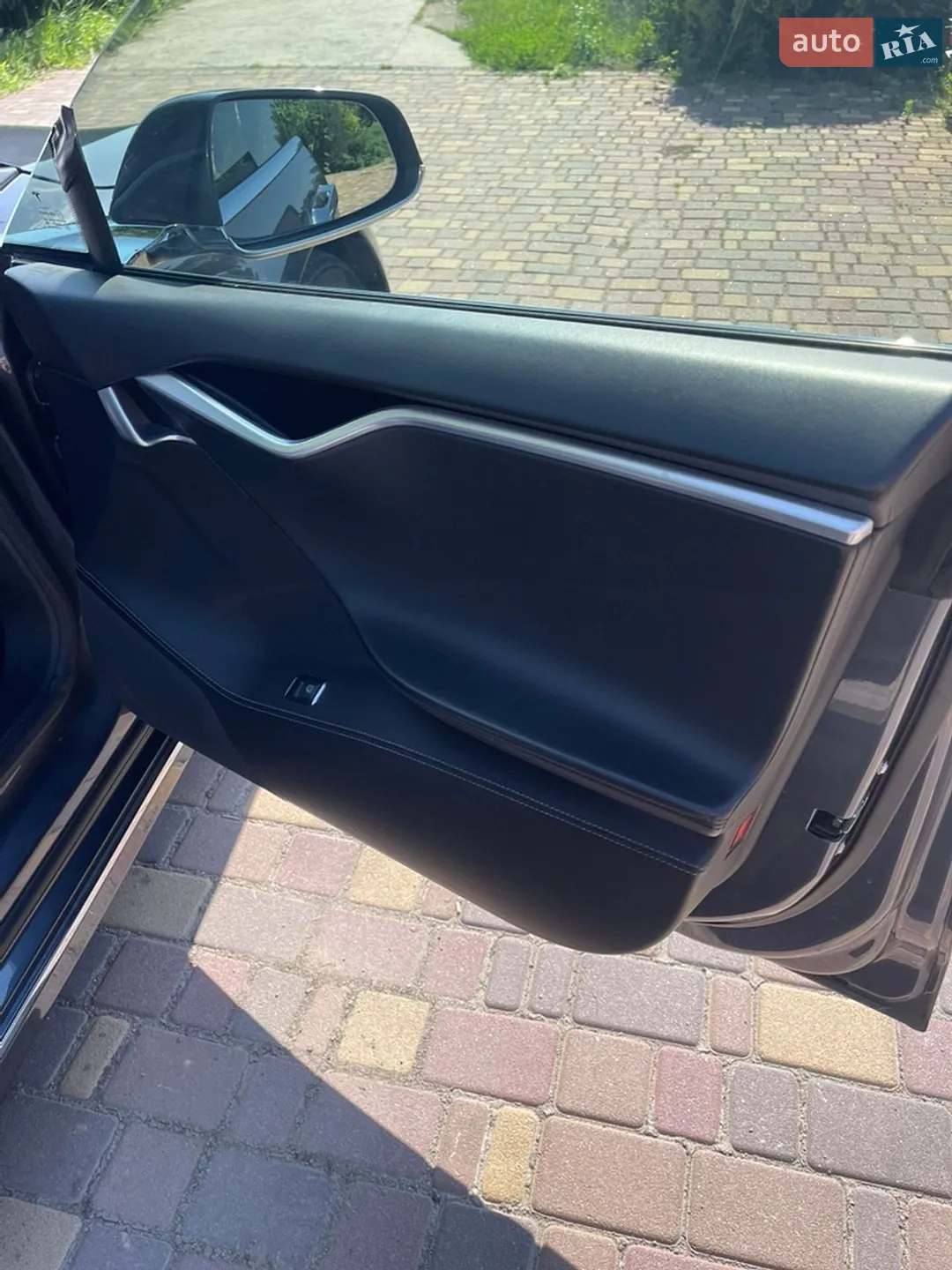 2016 Tesla Model S - мініатюра 27